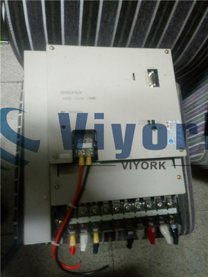 Yaskawa SGDB-60ADG ServoDrives 200-230v-ac 0-230v-ac 3ph 7.37hp nuovo