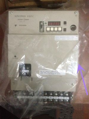 Yaskawa SGDM-75ADA AC SERVO AMPLIFIER 200-230V 41A 7.5KW NEW