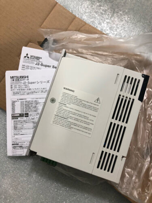 Mitsubishi MR-J2S-20CP1 AC SERVO AMPLIFIER 2.6A 400W 200-230V NEW