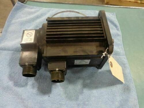 Yaskawa USASEM-08FJ21 AC SERVO MOTOR 771W 3000RPM 200V 5.3A NEW