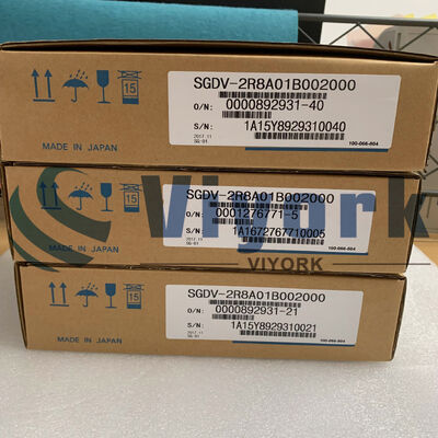 Yaskawa SGDV-2R8A01B00200 SERVO DRIVE 230 VAC 50/60 HZ 400 W 2,8 AMP NUOVO