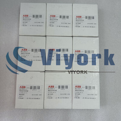ABB 1SVR011700R0000 CC-E-STD Multifunzione Analogue Standard Signal Converter NUOVO