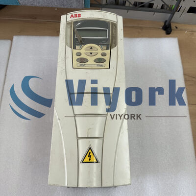 ABB ACS550-01-05A4-4 INVERTITORE